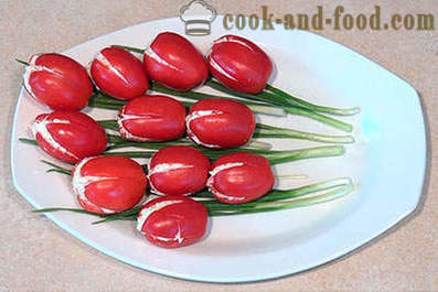 Composizione celebrativa Tomato - tulipani