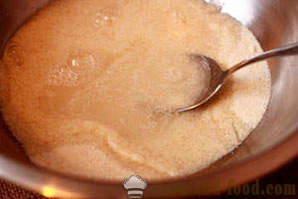Torta dolce di semola - la ricetta con una foto