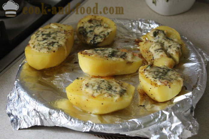 Patate al forno con formaggio - come delizioso per cucinare le patate al forno, con un passo per passo ricetta foto