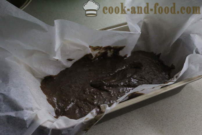 Torta al cioccolato con pere intere - come fare una torta al cioccolato con pere casa, passo dopo passo le foto delle ricette