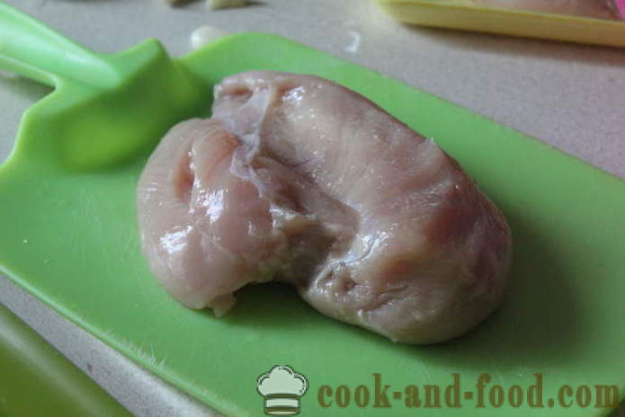 Inizio pastrami petto di pollo al cartoccio - come fare un pollo pastrami nel forno, con un passo per passo ricetta foto