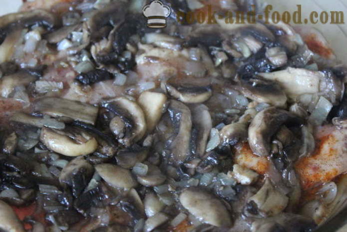 Coscia di pollo senza osso con i funghi al forno - come cucinare un delizioso cosce di pollo al forno, con un passo per passo ricetta foto