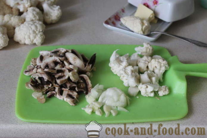 Zuppa cremosa con i funghi e cavolfiore - come cucinare la zuppa con i funghi, un passo per passo ricetta foto
