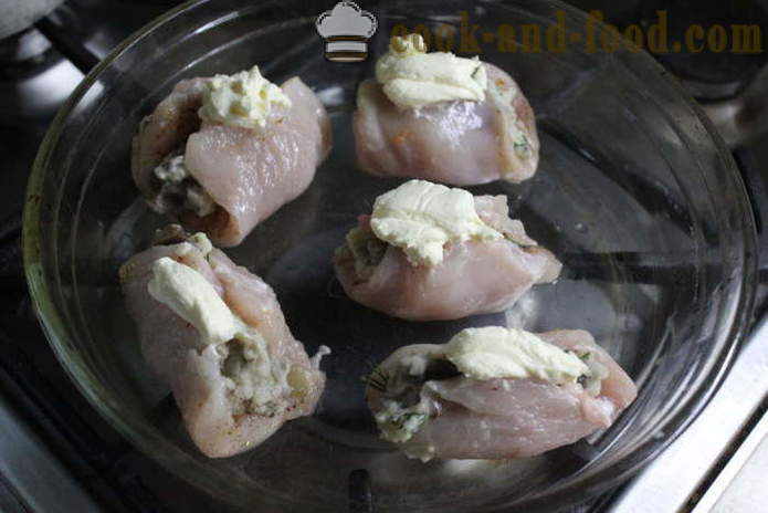 Petto di pollo Laminati farcito con funghi e patate - come fare rotoli di pollo, con un passo per passo ricetta foto