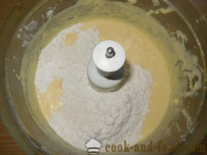 Cupcake semplice per il latte condensato in forno - come cuocere le tortine per il latte condensato, un passo per passo ricetta foto