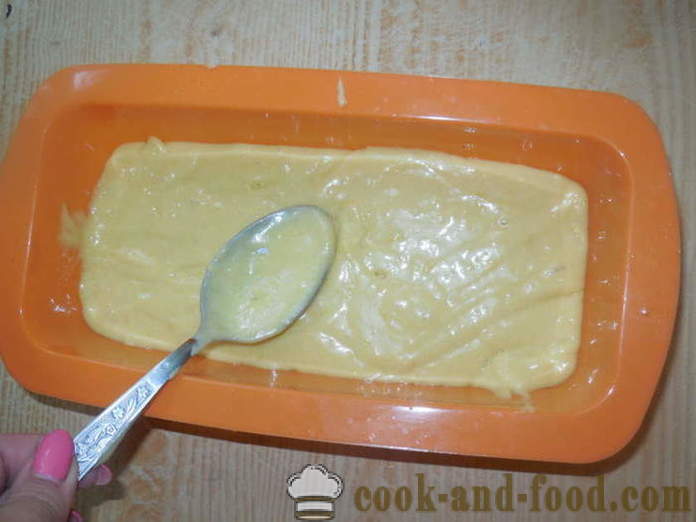 Cupcake semplice su maionese e panna acida - come cuocere una torta senza burro, un passo per passo ricetta foto