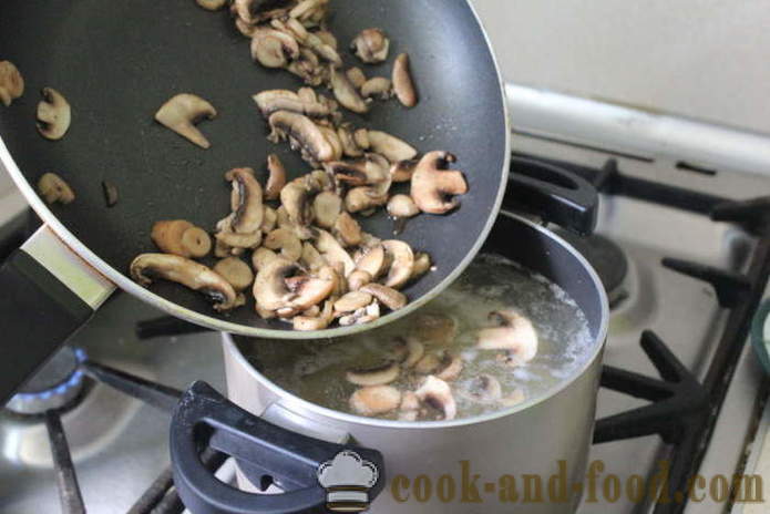 Zuppa di patate con funghi Repubblica - come cucinare la zuppa ceco con funghi, un passo per passo ricetta foto