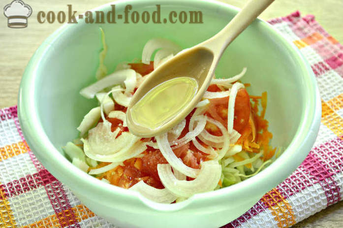Passo dopo passo la ricetta photo deliziosa insalata di cavolo fresco e le carote - come cucinare una deliziosa insalata di giovane cavoli e carote