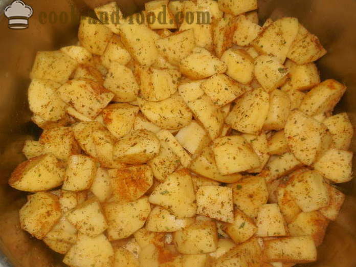 Solyanka con salsicce e patate in multivarka - Come cucinare un delizioso salsiccia con patate, un passo per passo ricetta foto