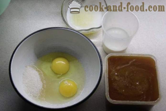 Torta di miele semplice con zenzero - come cucinare una torta con miele e zenzero in forno, con un passo per passo ricetta foto