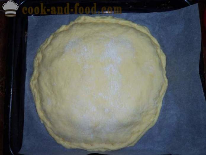 Torta di zucca semplice con la pasta - come fare torta di zucca, un passo per passo ricetta foto