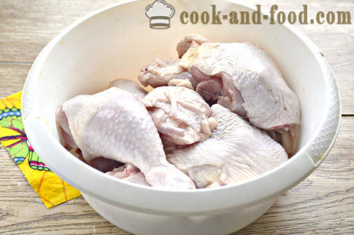 I pezzi di pollo al forno - pollo al forno come in maionese, un passo per passo ricetta foto