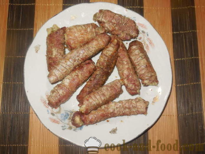 Dita di carne ripieni al forno - come rendere le dita di carne di maiale, passo dopo passo le foto delle ricette