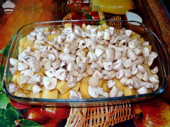 Le patate con funghi al forno - come le patate al forno con funghi, un passo per passo ricetta foto