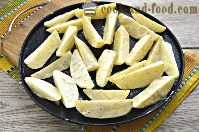 Patate con maionese al forno - come le patate al forno con maionese, un passo per passo ricetta foto