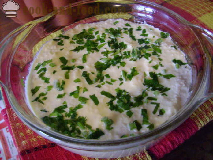 Casseruola di patate crude grattugiate con formaggio e aglio - come cucinare un delizioso casseruola di patate al forno, con un passo per passo ricetta foto