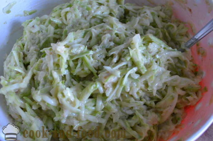 Semplici frittelle di zucchine o zucchine - come cucinare frittelle di zucca, un passo per passo ricetta foto