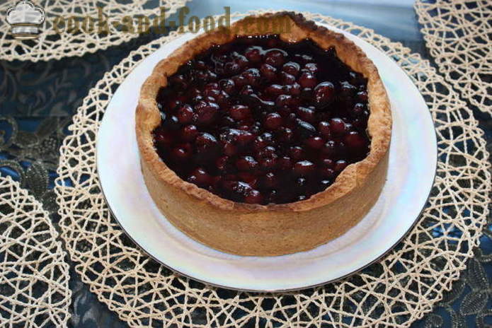 Sand Cherry Pie - come cuocere una torta con una ciliegia al forno, con un passo per passo ricetta foto