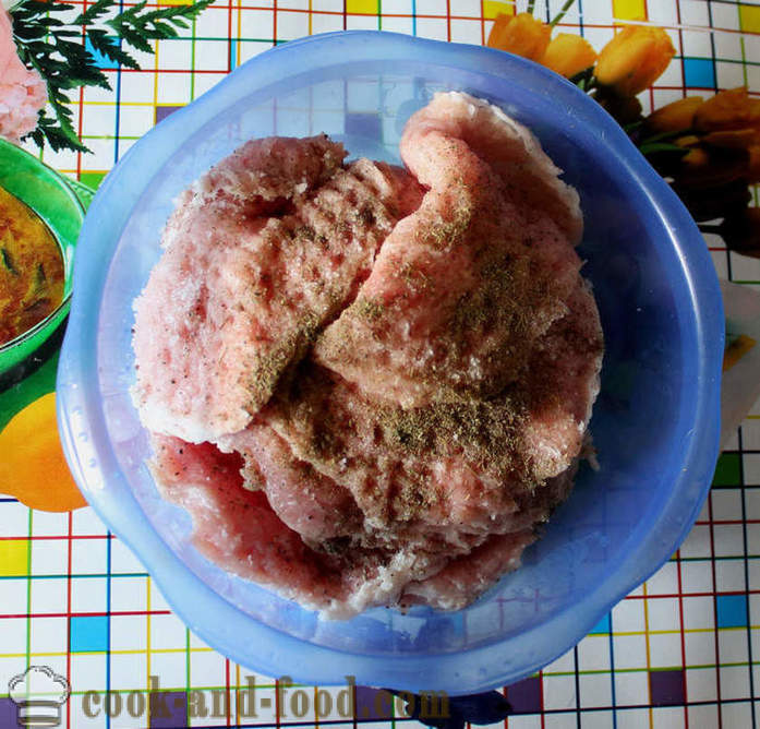 Braciole di maiale con formaggio battitore - come cucinare braciole di maiale in una padella, un passo per passo ricetta foto