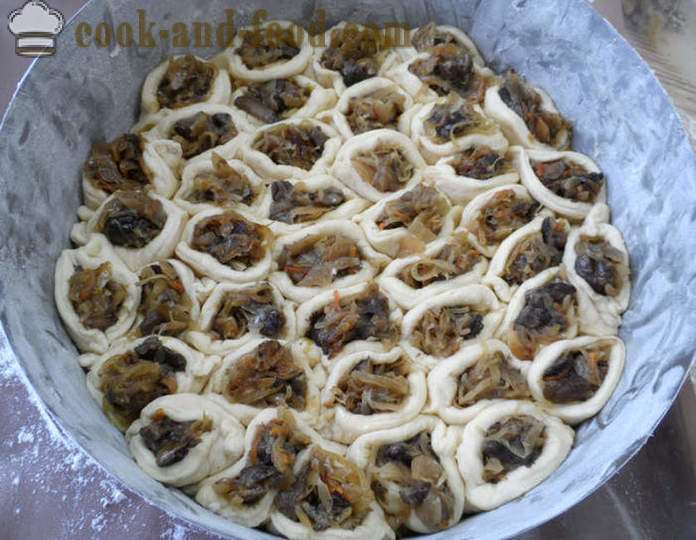 Lievito Honeycomb cake - come cuocere una torta di pasta lievitata, un passo per passo ricetta foto