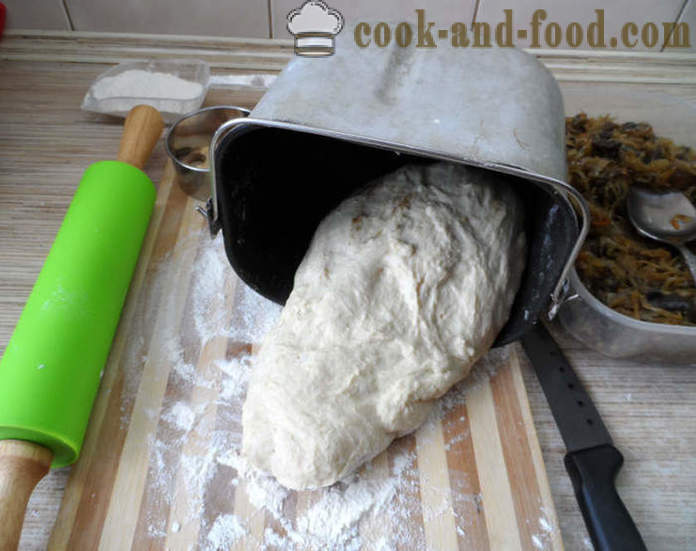 Lievito Honeycomb cake - come cuocere una torta di pasta lievitata, un passo per passo ricetta foto