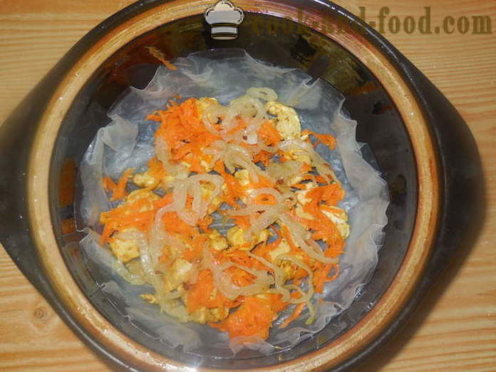 Carta di riso Delicious, cosa cucinare carta di riso - un passo per passo ricetta foto