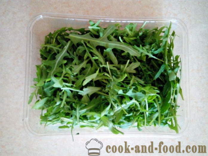 La più deliziosa insalata con rucola e verdure - come preparare un'insalata di rucola, un passo per passo ricetta foto