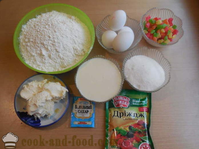 Torta semplice multivarka Pasqua con panna e il latte fuso - come cuocere una torta in multivarka, passo dopo passo torta ricetta semplice e foto