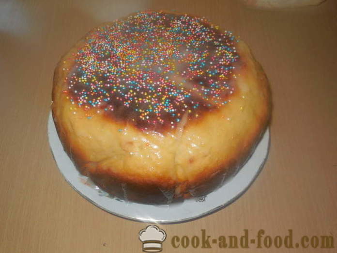 Torta semplice multivarka Pasqua con panna e il latte fuso - come cuocere una torta in multivarka, passo dopo passo torta ricetta semplice e foto