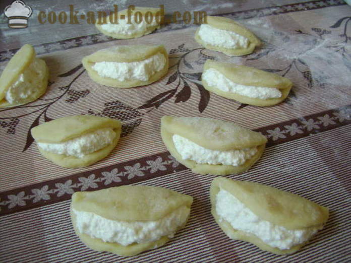 Sochniki con formaggio di pasta frolla - come cucinare sochniki con il formaggio in casa, passo dopo passo ricetta foto