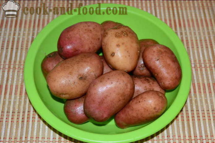 Patate bollite con la buccia per un'insalata - come cucinare le patate con la buccia in una casseruola, con un passo per passo ricetta foto