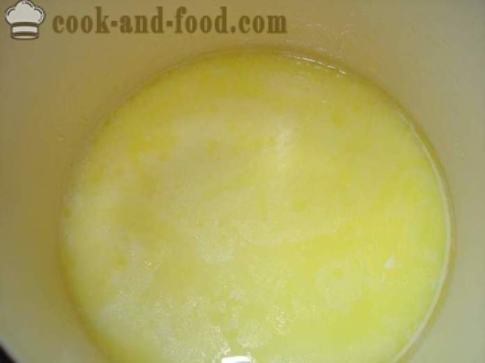 Gelato artigianale a base di latte con l'amido - come fare una coppa di gelato in casa, passo dopo passo ricetta foto