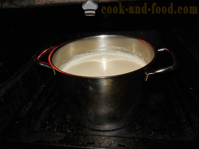 Casseruola deliziosa a base di colostro bovino e uova - come cuoco nel colostro forno, un passo per passo ricetta foto