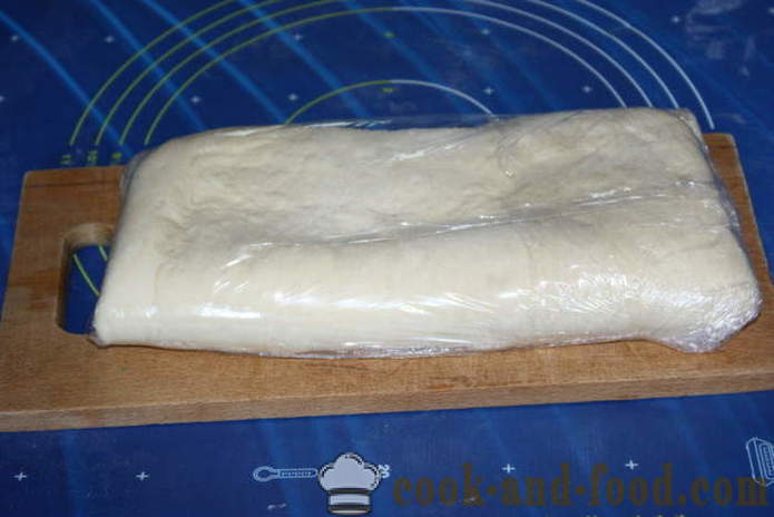 Dolce pasta lievitata a sbuffare puffmaffinov - come fare una pasta lievitata traballante per panini, ricetta con foto