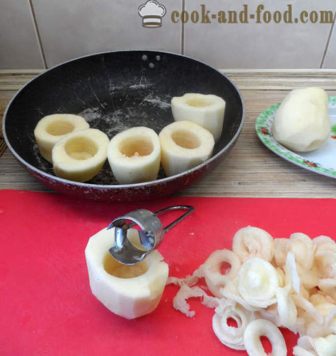Patate al forno con ripieno di funghi e formaggio - come cucinare patate ripieni di funghi, un passo per passo ricetta foto