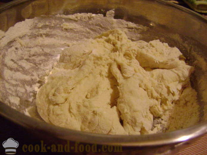 Burro universale pasta di lievito per torte salate - come preparare il lievito torta di pasta, un passo per passo ricetta foto