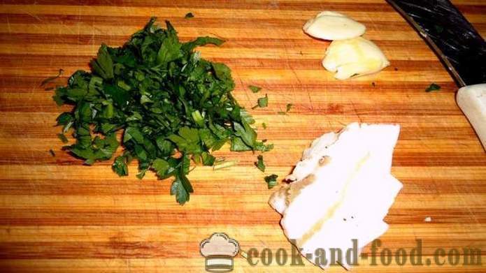Reale borsch ucraino con pancetta e aglio - come cucinare reale borscht ucraino condite con pancetta e aglio, con un passo per passo ricetta foto