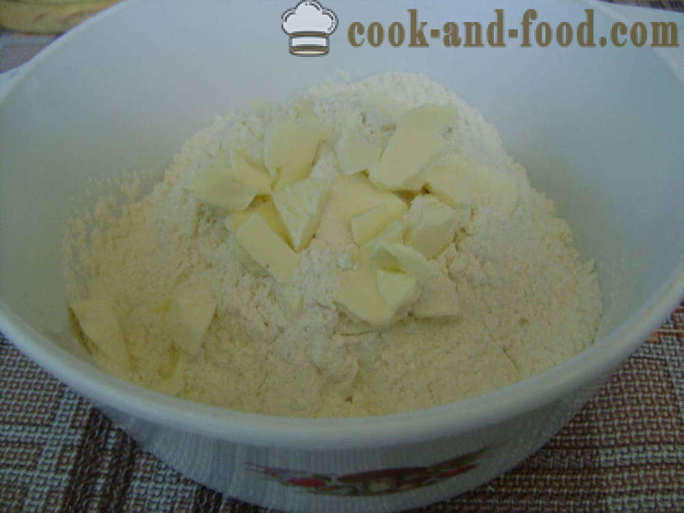 Un semplice test per crostatine - Come fare tortine di pasta di casa, passo dopo passo ricetta foto