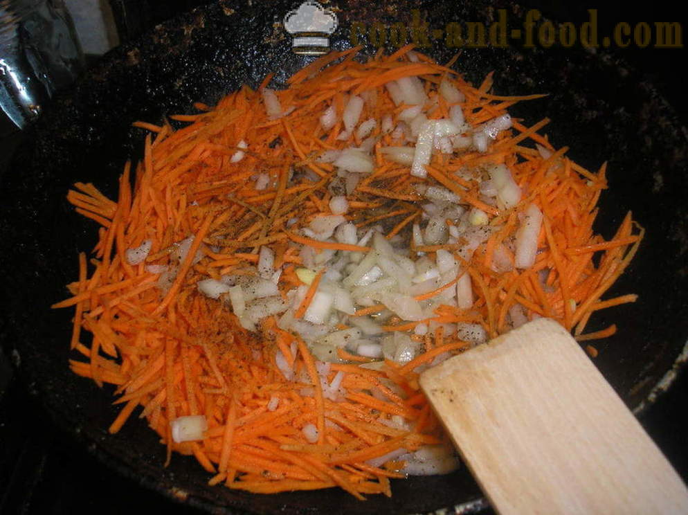 Insalata con bastoncini di patate e salsiccia - Come fare insalata di patate, un passo per passo ricetta foto