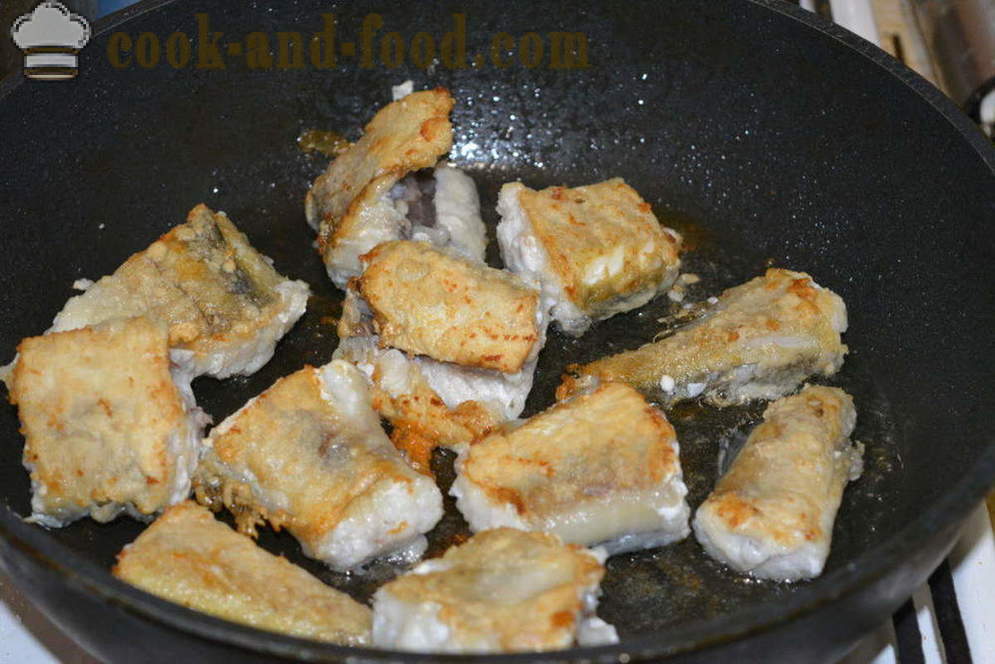 Pollack fritto in padella - come Pollack friggere in una padella, un passo per passo ricetta foto