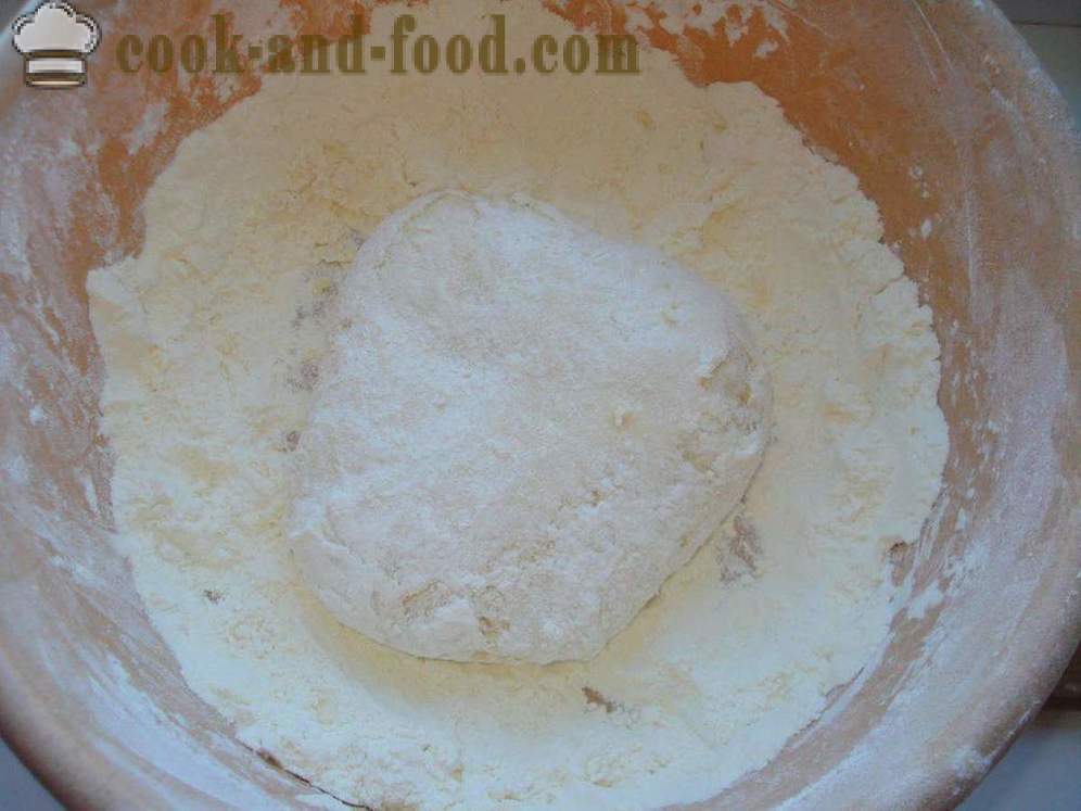 La pasta per gli gnocchi con patate in acqua - come fare la pasta per gli gnocchi e le patate, con un passo per passo ricetta foto