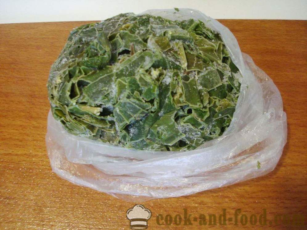 Minestra di verdura con acetosa - come cucinare la zuppa con acetosa, un passo per passo ricetta foto