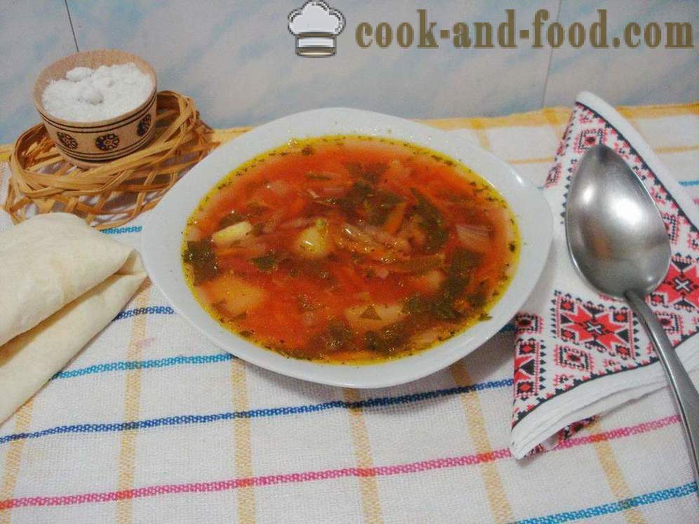 Minestra di verdura con acetosa - come cucinare la zuppa con acetosa, un passo per passo ricetta foto