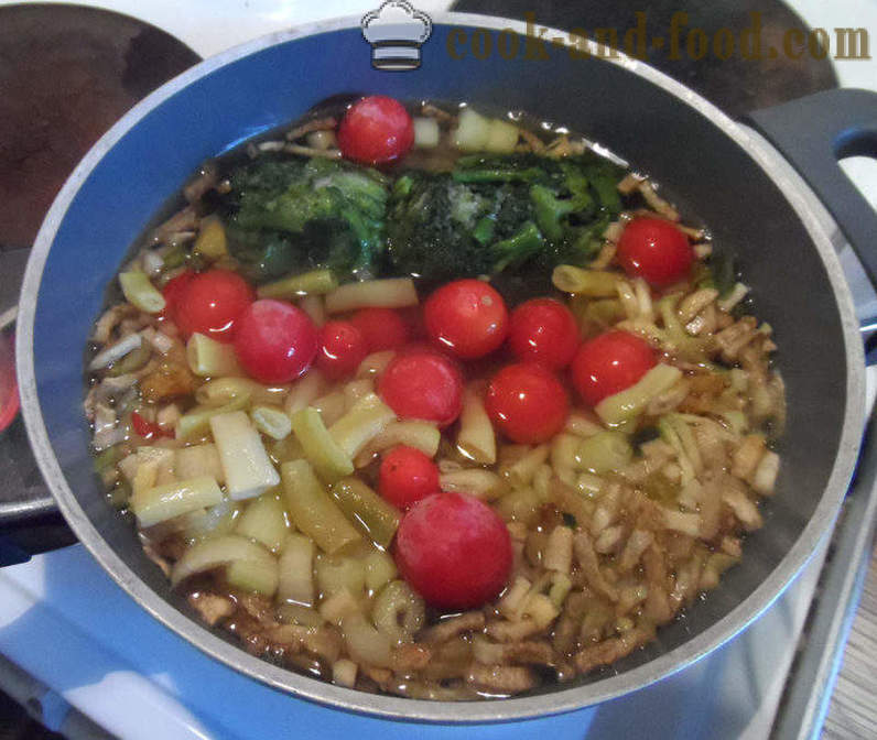 Zuppa di pomodoro e sedano per la perdita di peso - come preparare zuppa di sedano per la perdita di peso, passo dopo passo le foto delle ricette