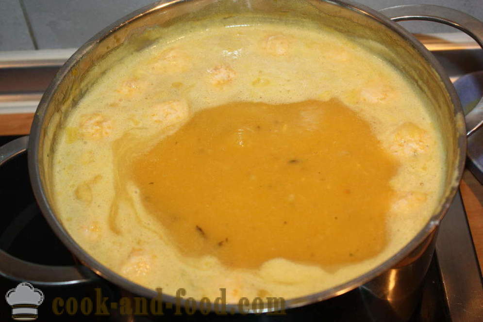Crema di zucca con polpette di carne - come cucinare la zuppa di purea di zucca, un passo per passo ricetta foto