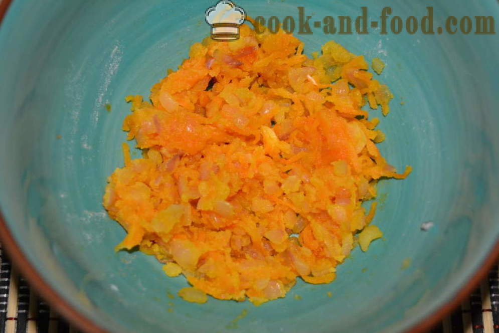 Salsa rapido sugo con pasta di pomodoro in un forno a microonde - come cucinare la salsa di pomodoro, sugo in un forno a microonde, un passo per passo ricetta foto