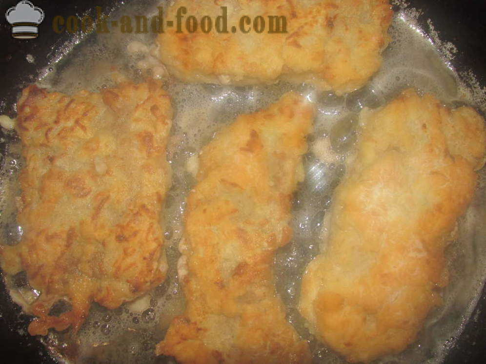 Braciole di maiale sugose in forno con impasto di formaggio - come cucinare le braciole di maiale al forno, con un passo per passo ricetta foto