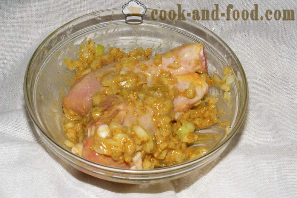 Pollo in salsa di senape in forno - come cucinare un pollo al forno con patate e zucca, con un passo per passo ricetta foto