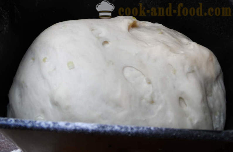 Pane cipolla in forno o cipolla panini - come il modo di cuocere il pane, cipolla, un passo per passo ricetta foto