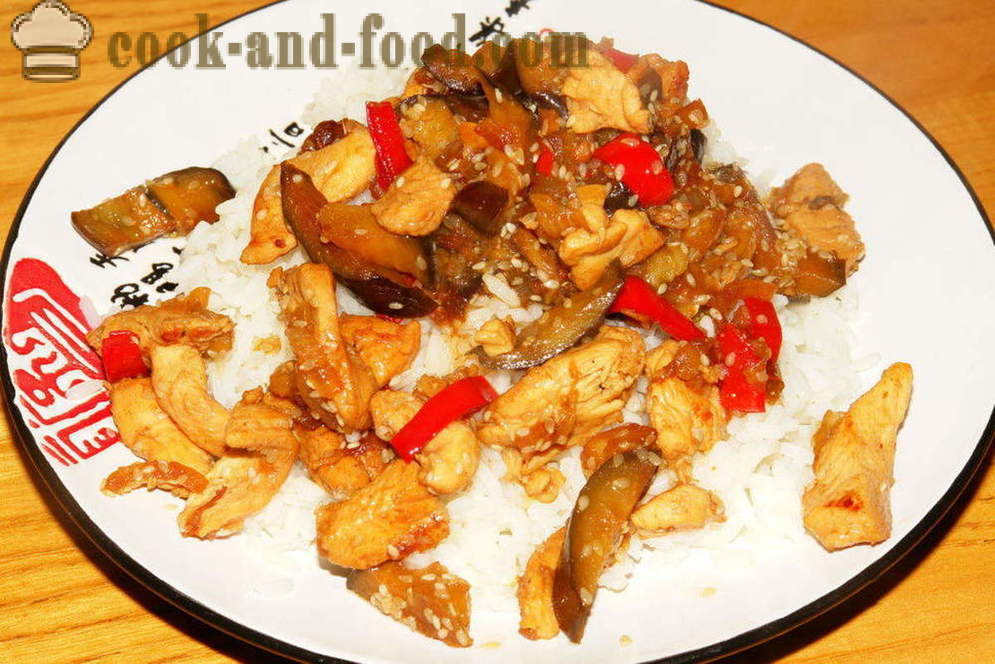 Filetto di pollo in cinese: con le verdure e riso - come cucinare un pollo in cinese, un passo per passo ricetta foto